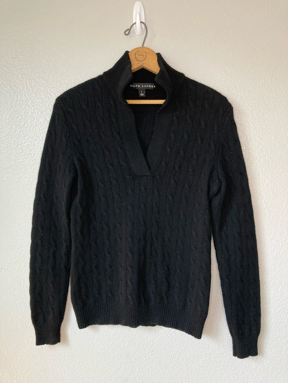 Ralph Lauren black label Cashmere cable knit sweater collared v neck preppy sz L